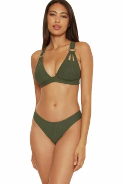Becca Halter><noscript><img width=